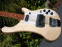 Rickenbacker 4001/4 C64, Mapleglo: Body - Front