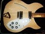 Rickenbacker 330/6 , Mapleglo: Body - Front